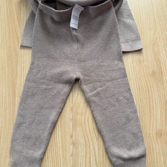 Baby Gap Unisex 18-24 Month Oatmeal Heather Sweater 2 Piece Set Pants Neutral - Picture 5 of 7